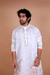 Men Ivory Doli Motif Embroidered Kurta